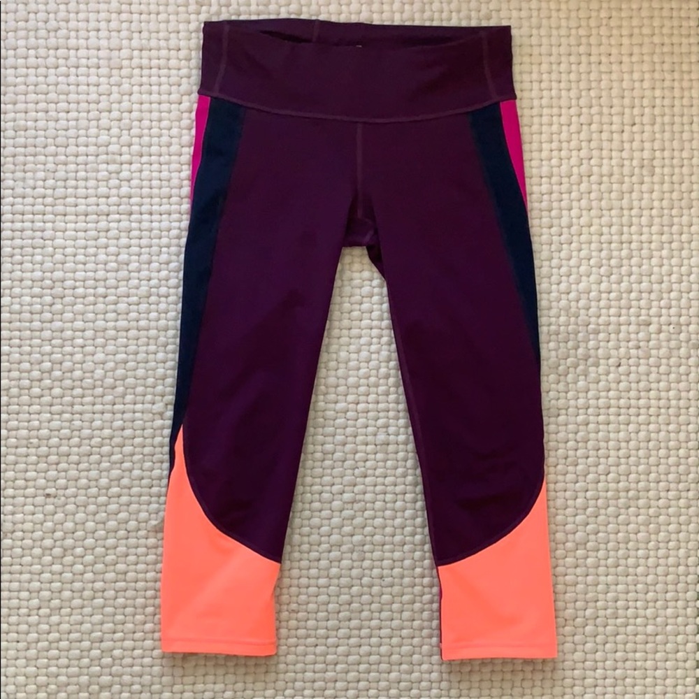 GapFit gfast Colorblock Capri Sz S